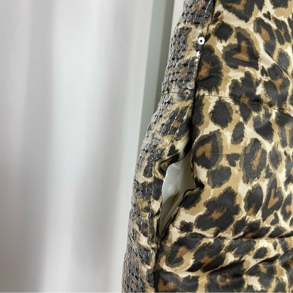 Children's Place XS Size 4 Sequin Animal Print Faux Fur Puff Vest Zipper Puffer - Picture 5 of 8